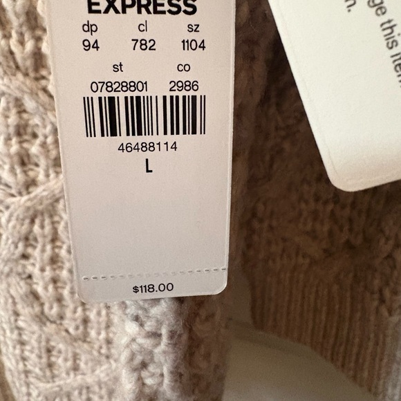 Express Textured Knit Sweater in Light Gray - Picture 2 of 7